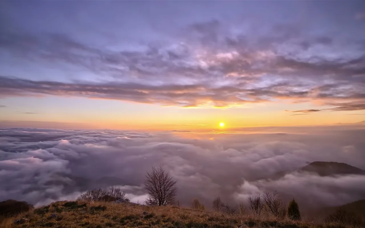 Sunset Above the Clouds live wallpaper preview