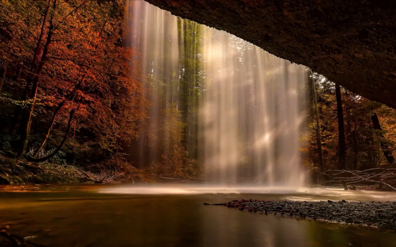 Autumn Waterfall live wallpaper preview