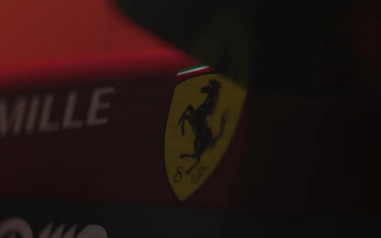 Ferrari live wallpaper preview