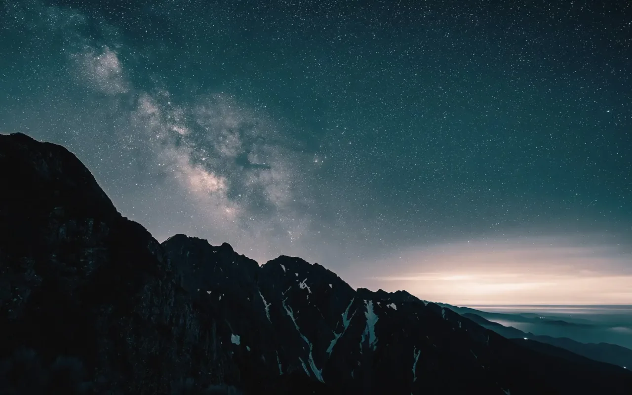 Mountain Range at Night live wallpaper preview