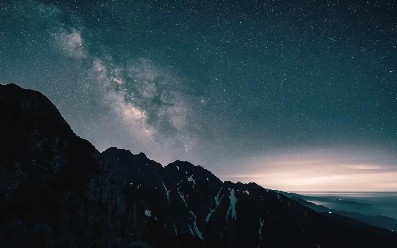 Mountain Range at Night live wallpaper preview
