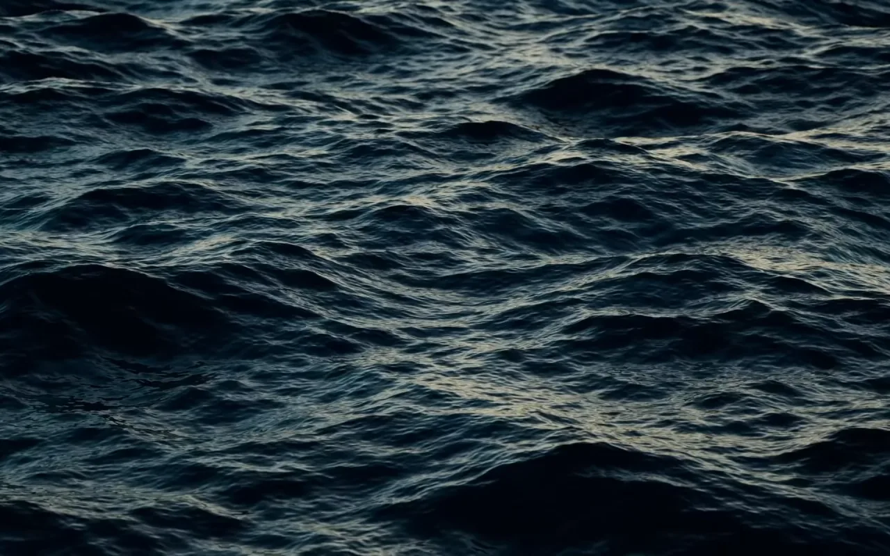 Dark Water live wallpaper preview