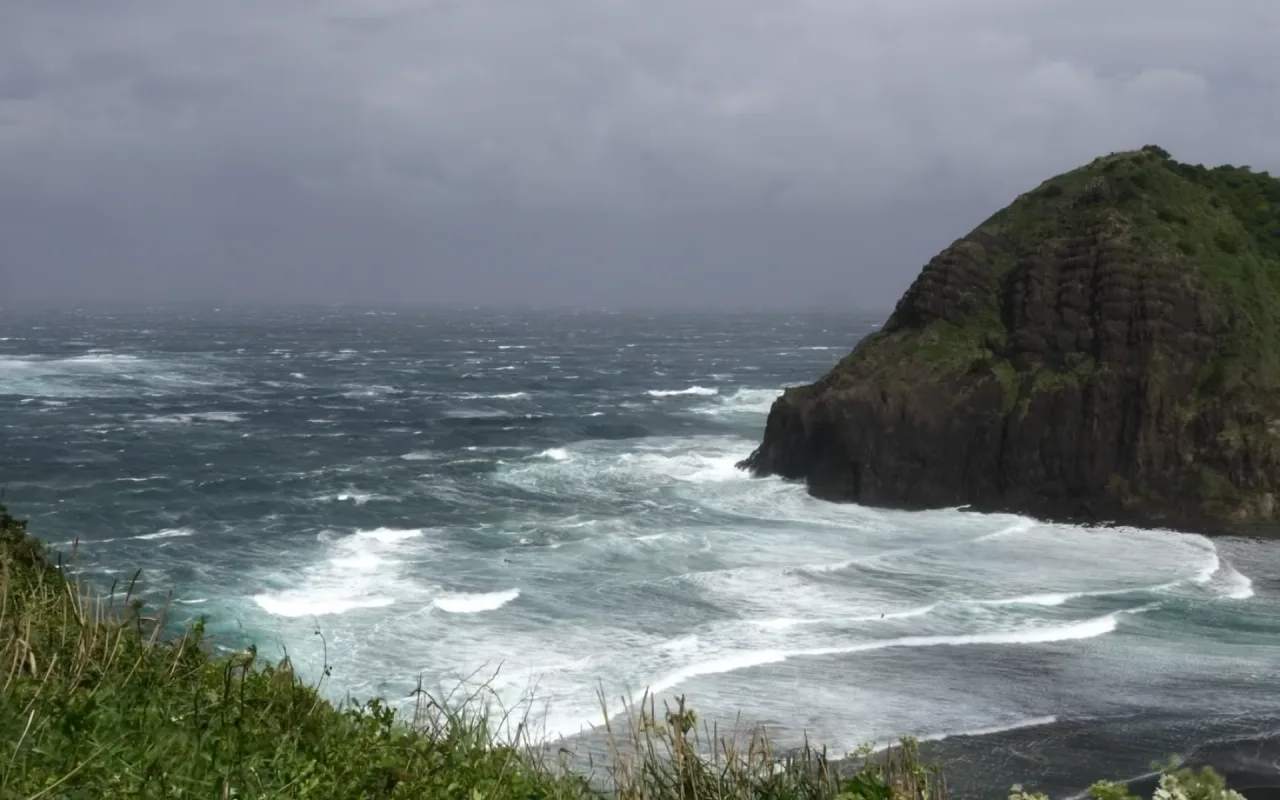 Northern Coast live wallpaper preview