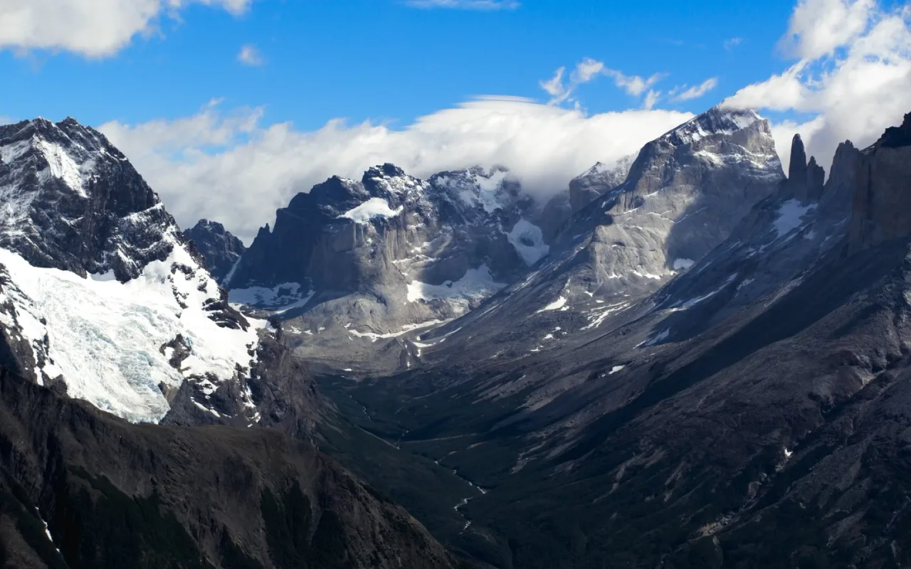 Patagonia Aerial live wallpaper preview