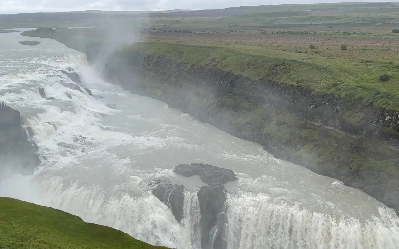 Iceland Falls live wallpaper preview
