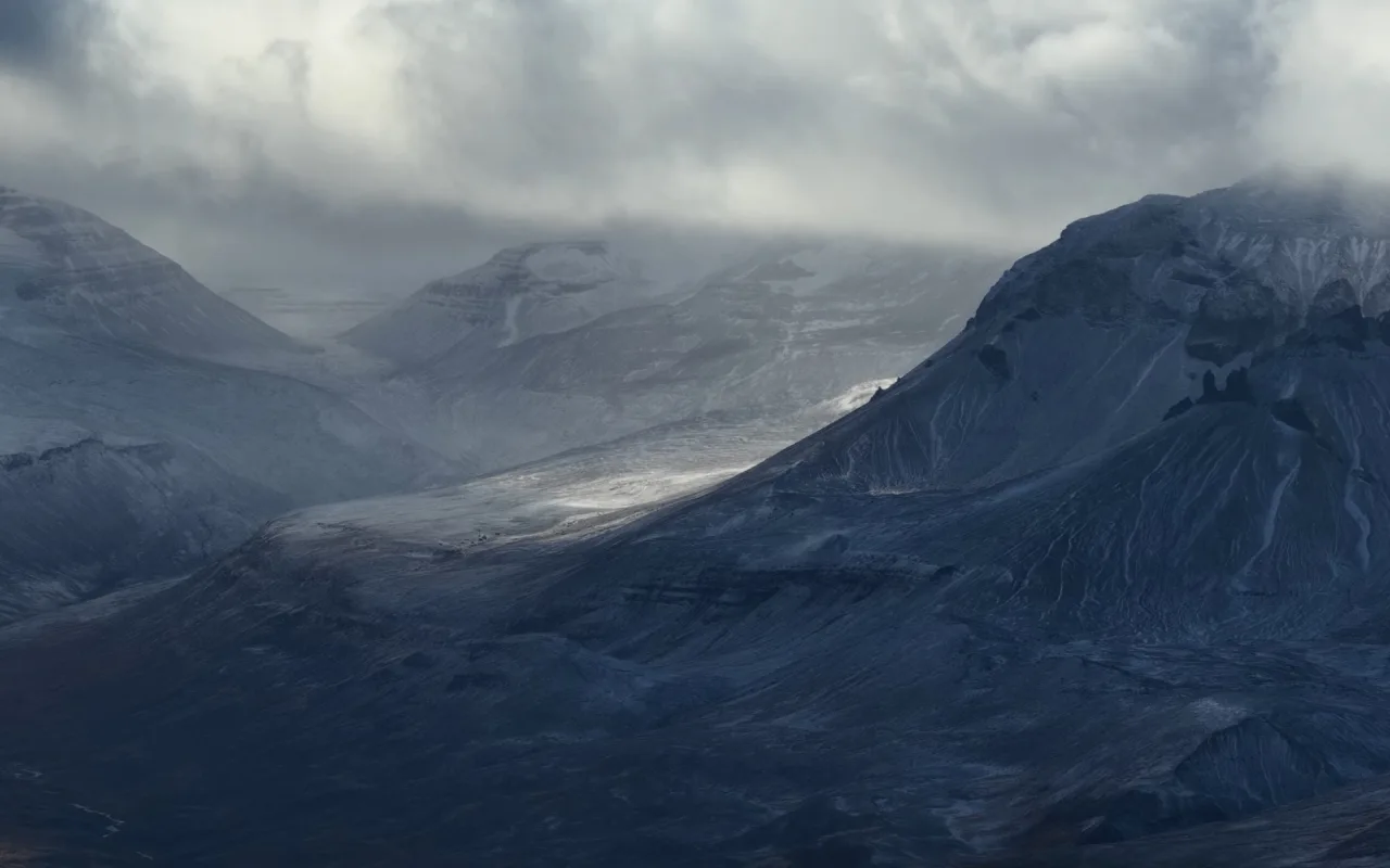 Cold winter mountains live wallpaper preview