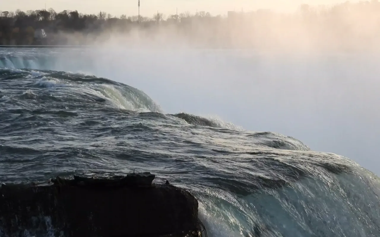 Waterfall live wallpaper preview