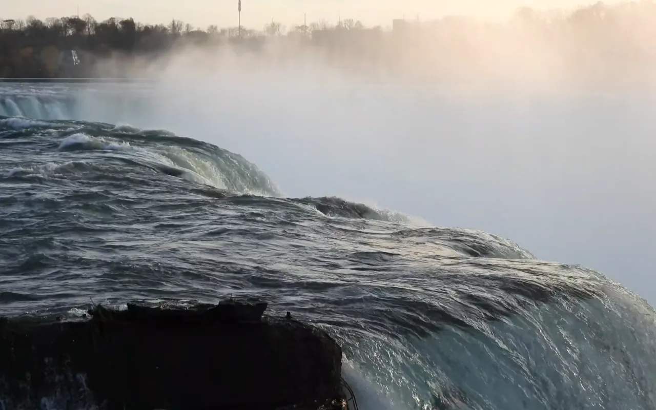 Waterfall live wallpaper preview