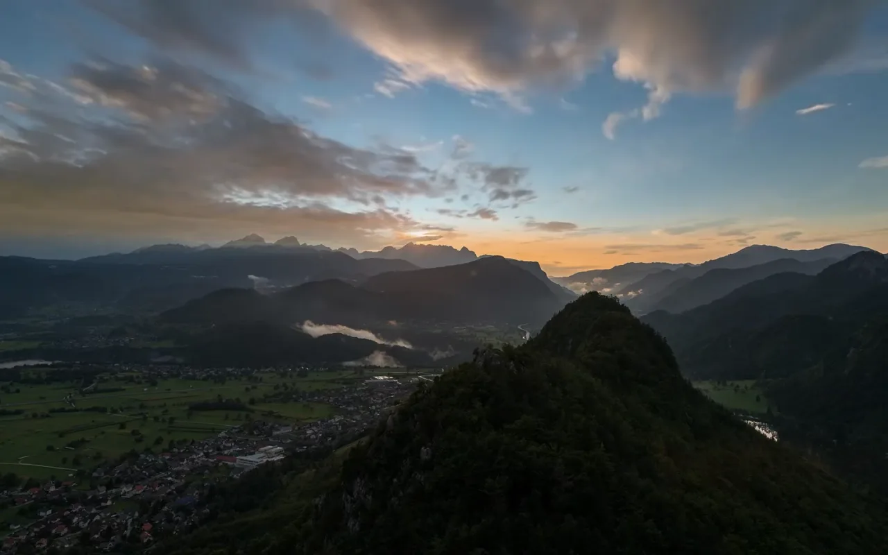 Mountain Landscape live wallpaper preview