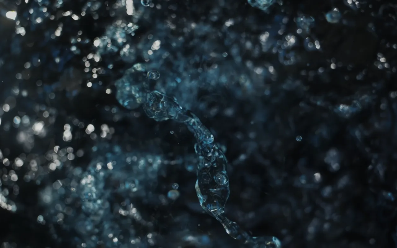Water live wallpaper preview
